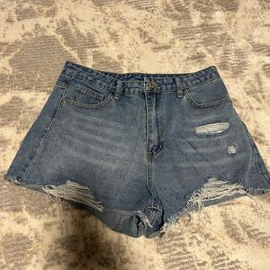 Stylish Ripped shorts size 28